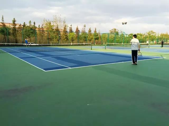 1533266083869299.jpg 中職高職學校